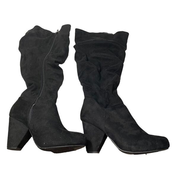 NWT Torrid Black Knee High Heeled Booties - Picture 1 of 3